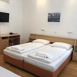 https://pension-vera.vienna-besthotels.com